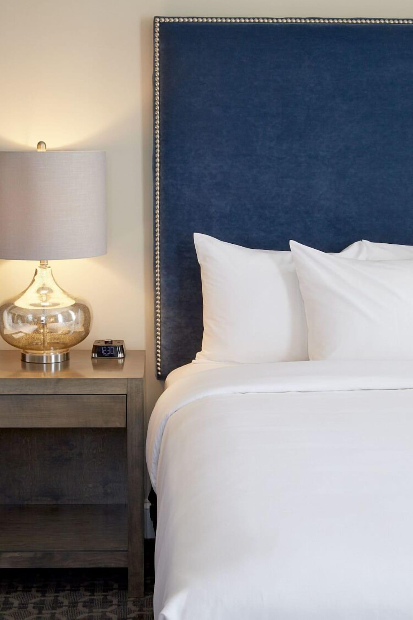 Redmont - Curio Collection By Hilton 4*