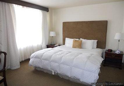Redmont - Curio Collection By Hilton 4*