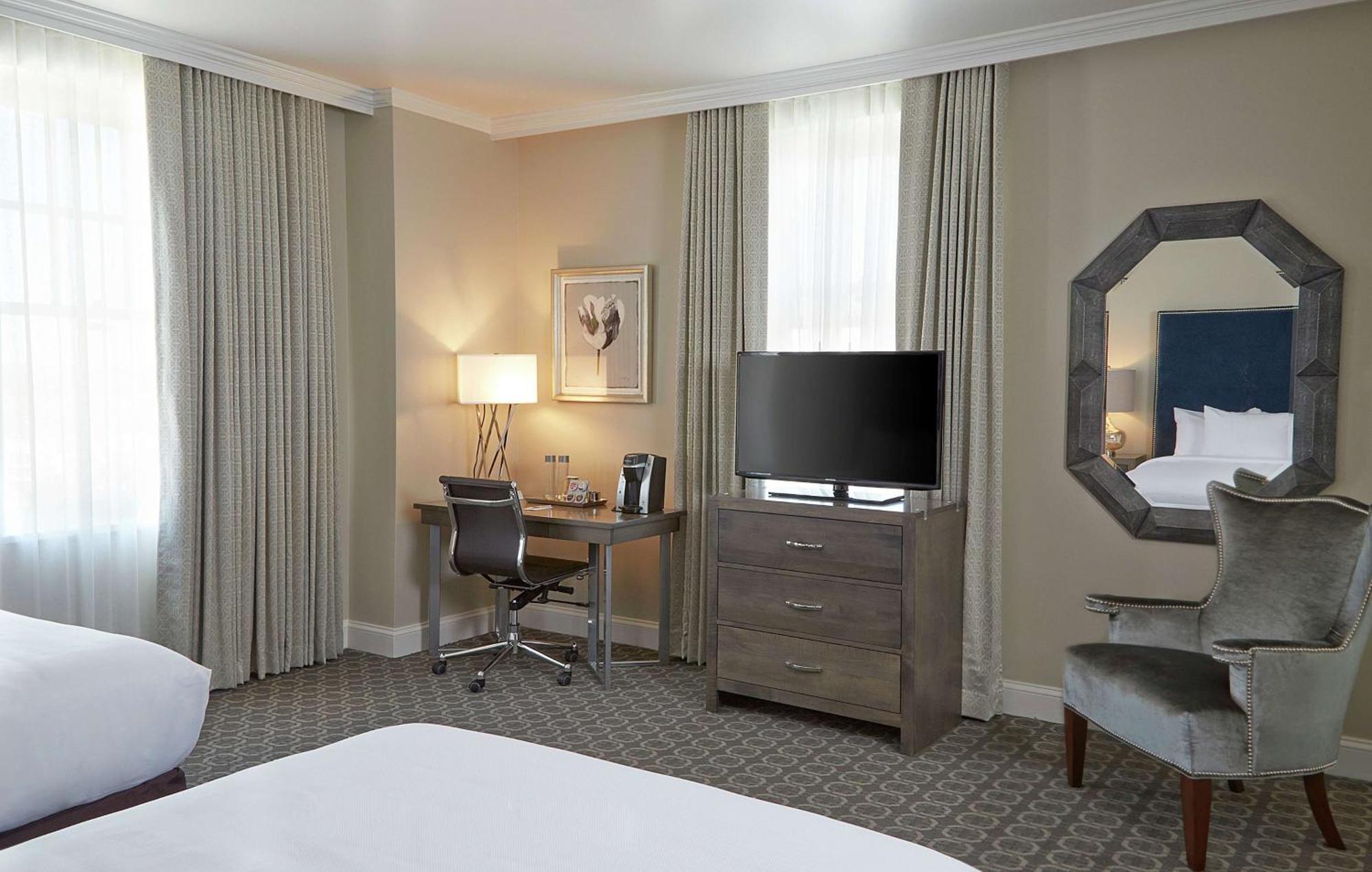 Redmont - Curio Collection By Hilton Birmingham