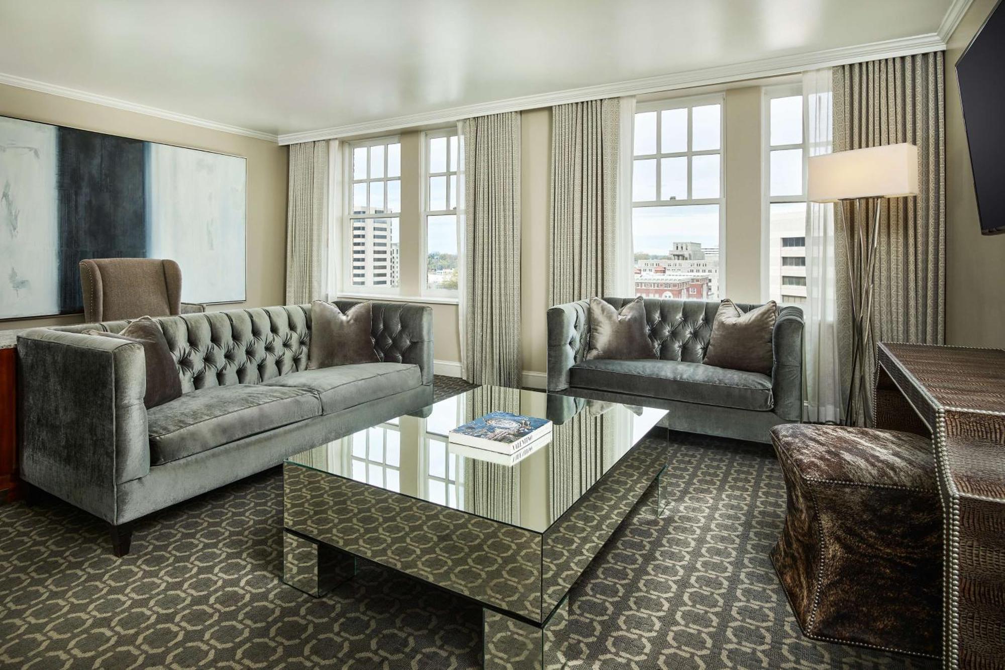 Redmont - Curio Collection By Hilton Hotel 4*