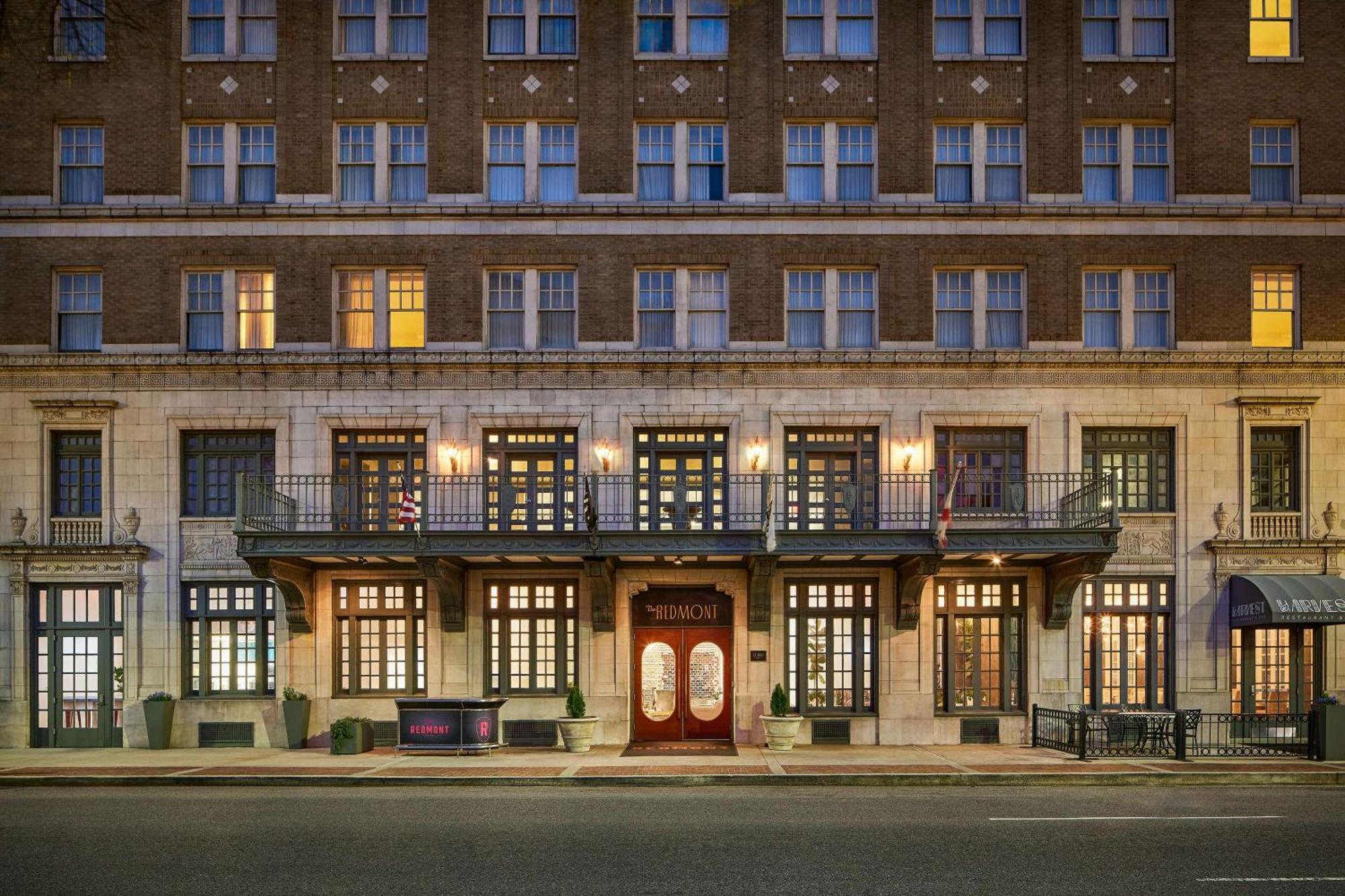 Hotel Redmont - Curio Collection By Hilton