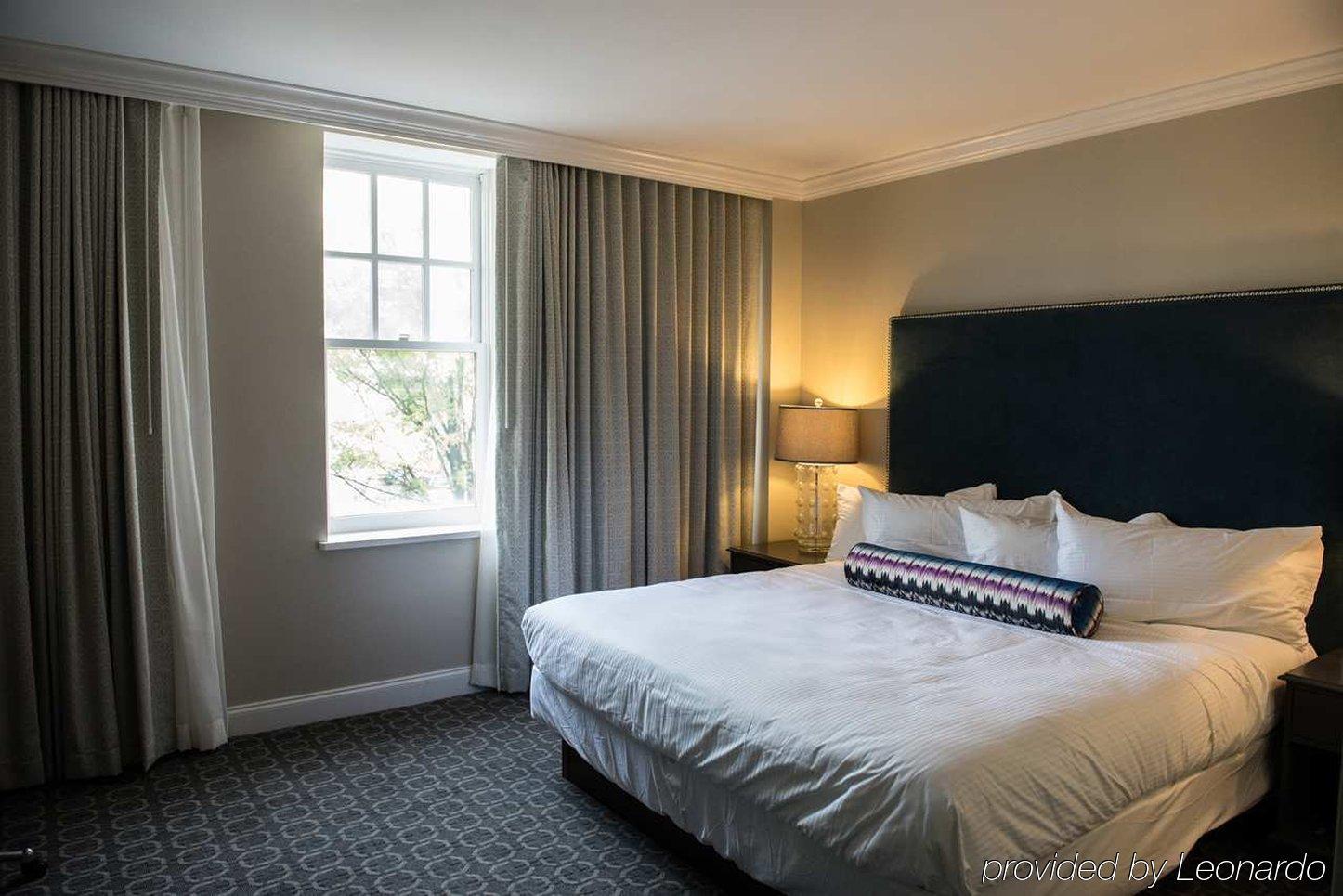 Redmont - Curio Collection By Hilton 4*